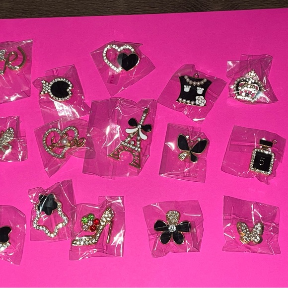 NWT Luxury Bling Croc Charms - Picture 3 of 5